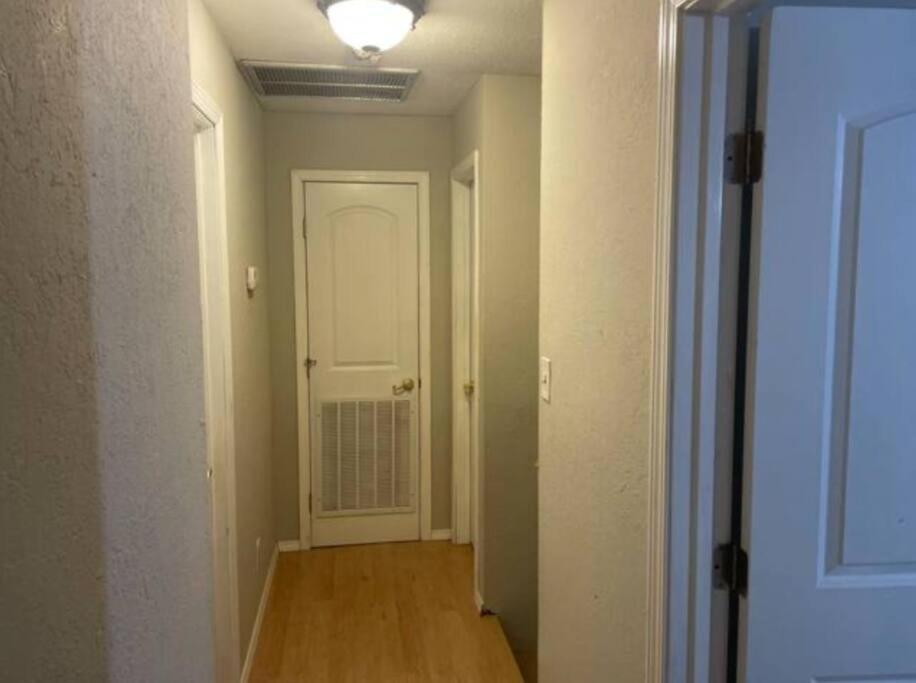 Great Getaway 2 Story Home! Harlingen Tx Dış mekan fotoğraf