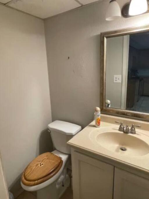 Great Getaway 2 Story Home! Harlingen Tx Dış mekan fotoğraf